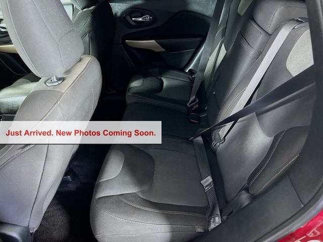 2017 Jeep Cherokee Altitude