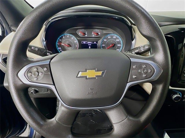 2022 Chevrolet Traverse LS w/1FL