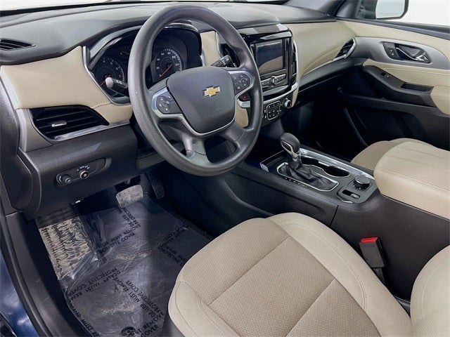 2022 Chevrolet Traverse LS w/1FL