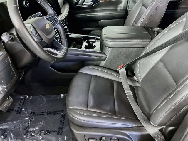 2025 Chevrolet Suburban LT