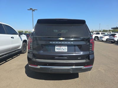 2025 Chevrolet Suburban LT