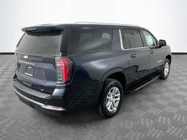 2025 Chevrolet Suburban LT