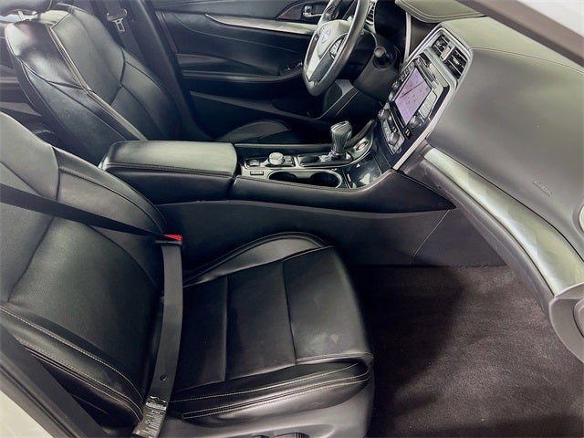 2023 Nissan Maxima SV