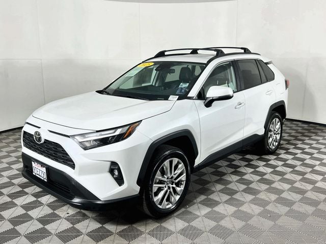 2025 Toyota RAV4 XLE Premium