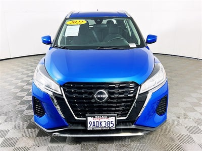 2022 Nissan Kicks SV
