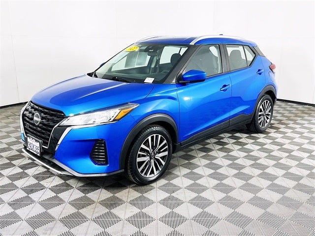 2022 Nissan Kicks SV