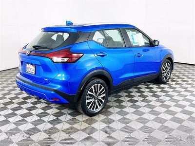 2022 Nissan Kicks SV
