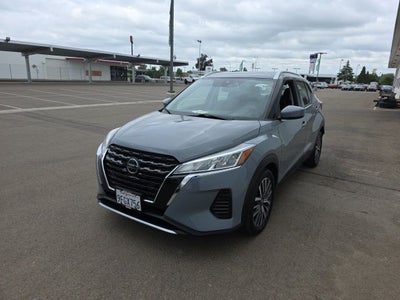 2021 Nissan Kicks SV