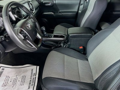 2022 Toyota Tacoma TRD Sport V6