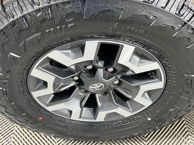 2022 Toyota Tacoma TRD Off-Road V6
