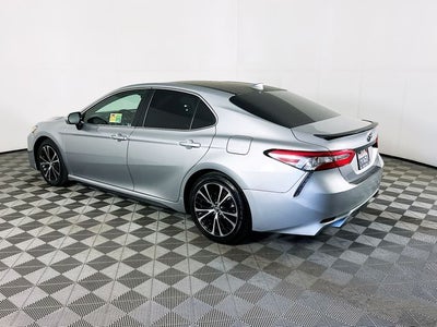 2018 Toyota Camry SE