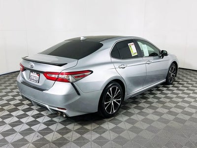 2018 Toyota Camry SE