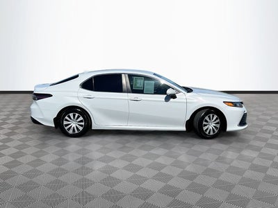 2023 Toyota Camry Hybrid LE