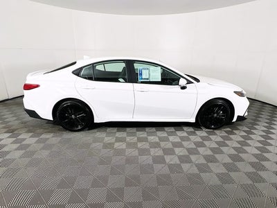 2026 Toyota Camry SE