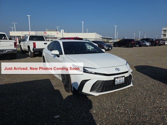2025 Toyota Camry SE