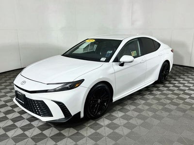 2025 Toyota Camry SE