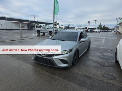 2020 Toyota Camry SE