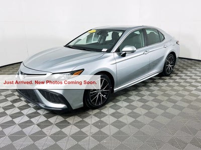 2024 Toyota Camry SE