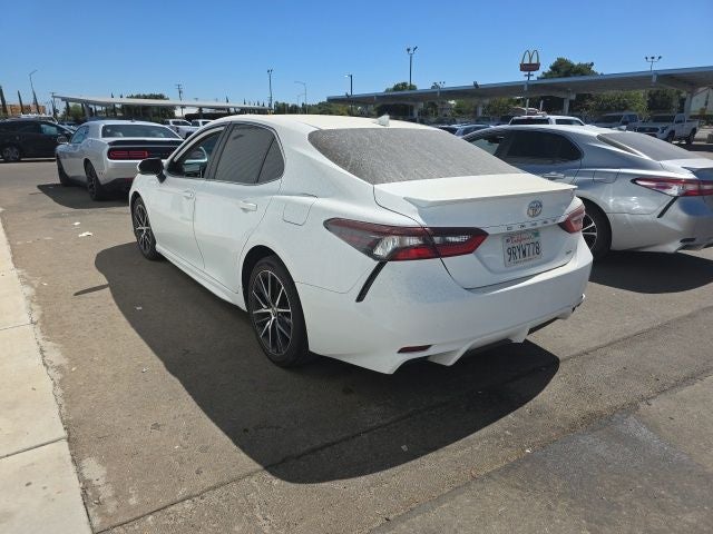 2022 Toyota Camry SE