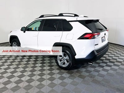 2022 Toyota RAV4 Hybrid LE