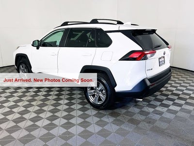 2022 Toyota RAV4 Hybrid XLE