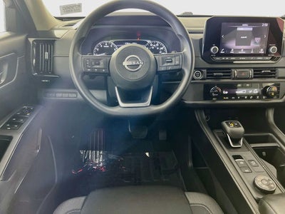 2023 Nissan Pathfinder S