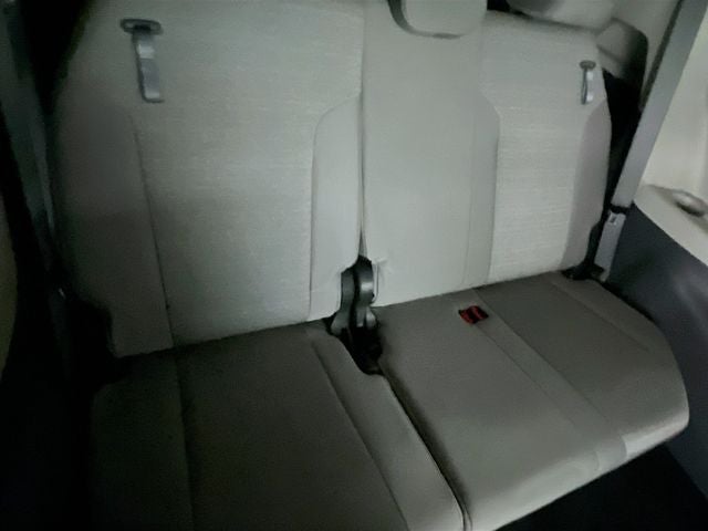2023 Toyota Sienna LE 8 Passenger
