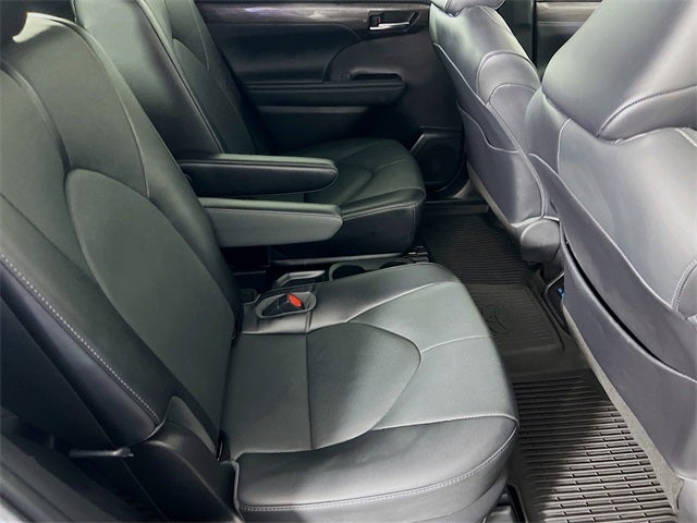 2022 Toyota Highlander Limited