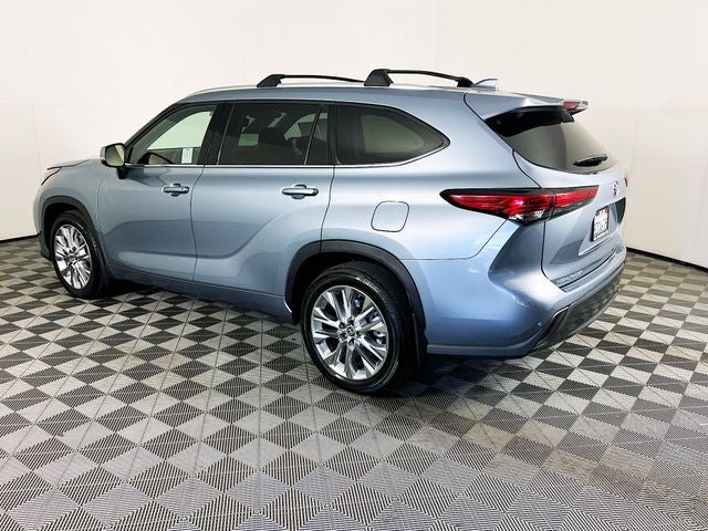 2022 Toyota Highlander Limited