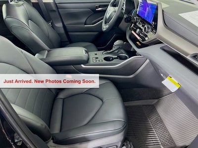 2026 Toyota Highlander Hybrid XLE