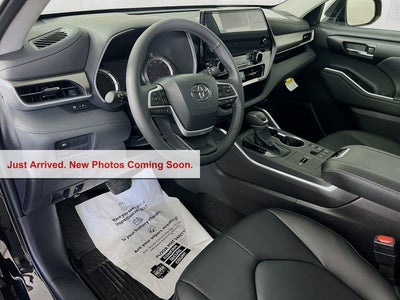 2026 Toyota Highlander Hybrid XLE