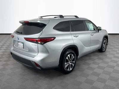 2023 Toyota Highlander Hybrid XLE