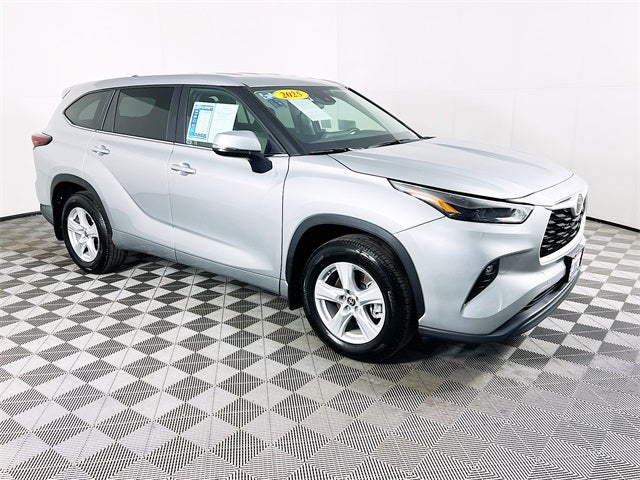 2025 Toyota Highlander LE