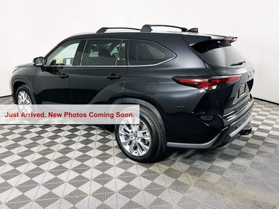 2026 Toyota Highlander Hybrid Limited