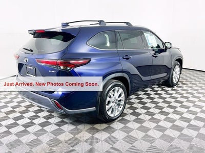 2026 Toyota Highlander Hybrid Limited