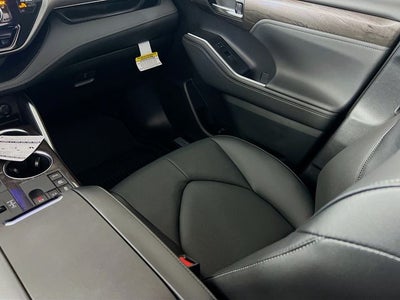 2026 Toyota Highlander Hybrid Limited