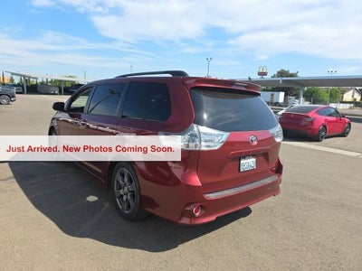 2017 Toyota Sienna SE