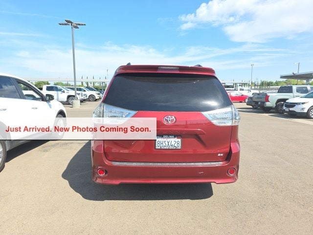 2017 Toyota Sienna SE