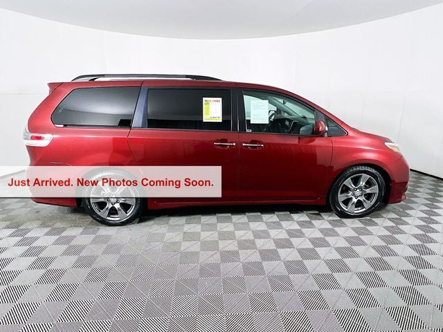 2017 Toyota Sienna SE