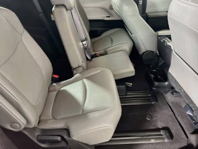 2025 Toyota Sienna XLE 8 Passenger