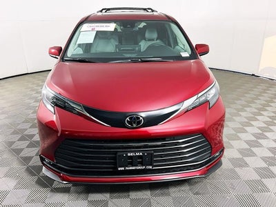 2026 Toyota Sienna XLE 7 Passenger
