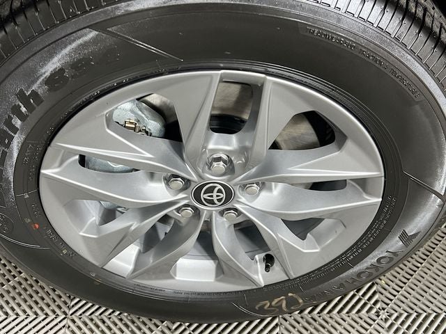 2026 Toyota Sienna XLE 7 Passenger