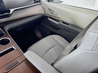 2024 Toyota Sienna XLE
