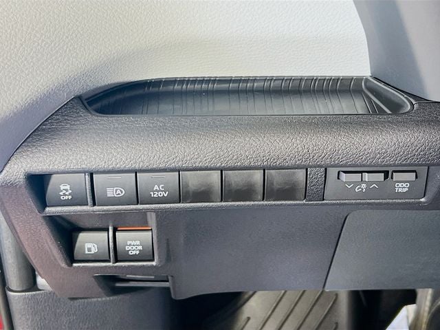 2026 Toyota Sienna XLE 7 Passenger