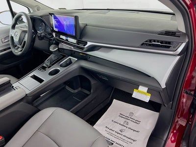 2026 Toyota Sienna XLE 7 Passenger