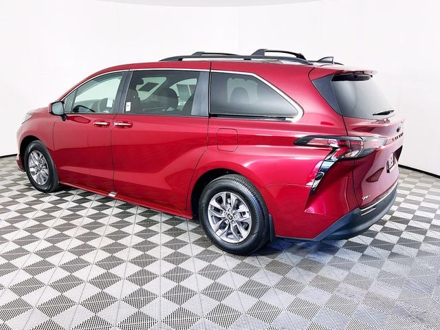 2026 Toyota Sienna XLE 7 Passenger