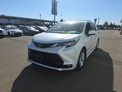 2026 Toyota Sienna XLE 7 Passenger