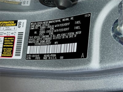 2025 Toyota Sienna XLE 8 Passenger