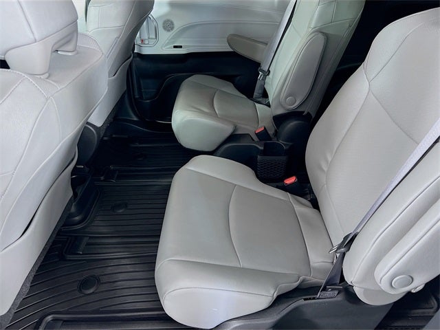2025 Toyota Sienna XLE 7 Passenger