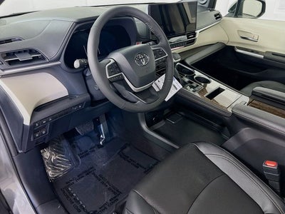 2026 Toyota Sienna Limited 7 Passenger